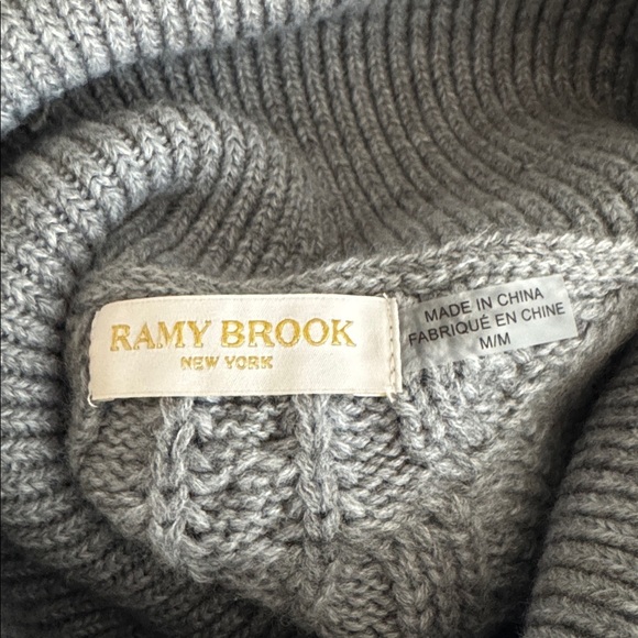Ramy Brook Annabelle Embellished
Turtleneck Sweater Gray Cowl Neck Crystals M - Picture 8 of 10
